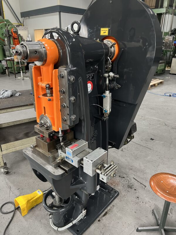 Rijva excenterpers type 503/1 (gereviseerd) - Afbeelding 2