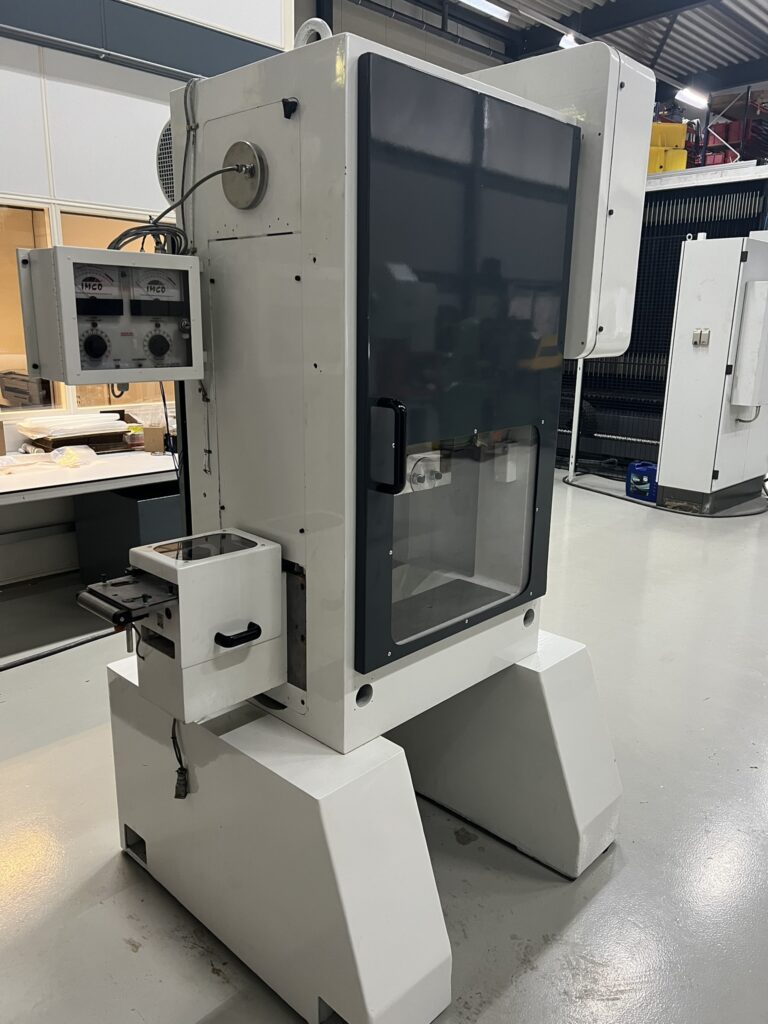 Schaal stansautomaat SEP40